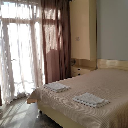 Apartament Gia Batumi Luaran gambar